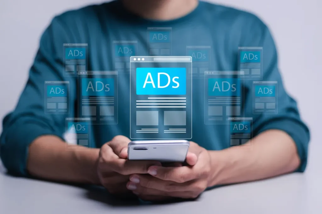 Google ads nedir sorusunu açık artırma ve kampanya türleriyle anlatan şema